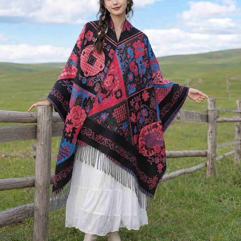 Buddha Stones Sciarpa da donna autunno/inverno in stile boho con patchwork floreale e nappe. - Rosso scuro - 140x160 cm - image 0