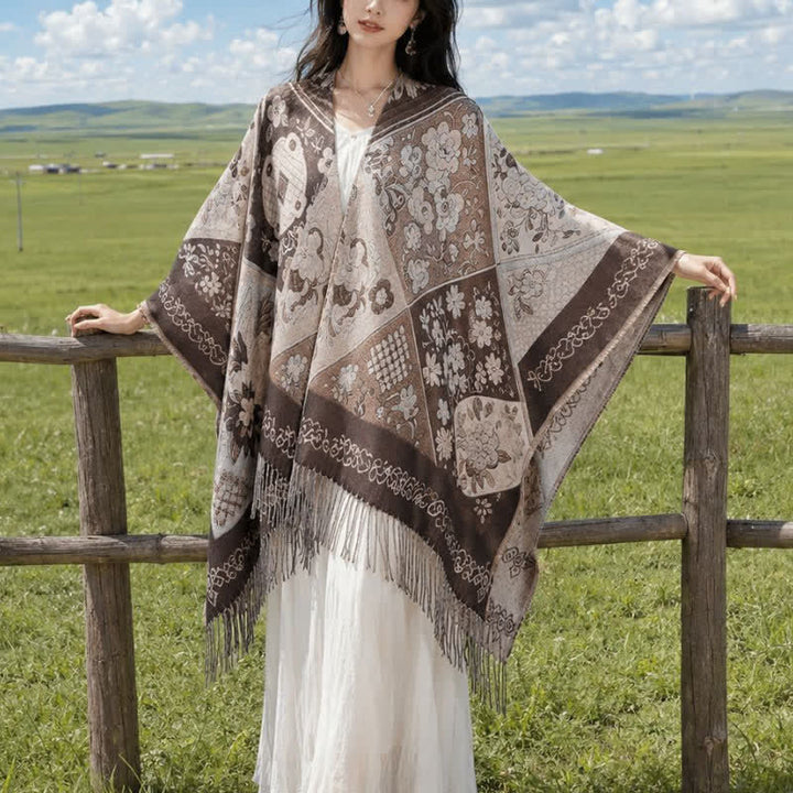 Buddha Stones Sciarpa da donna autunno/inverno in stile boho con patchwork floreale e nappe. - Tan - 140x160 cm - image 6