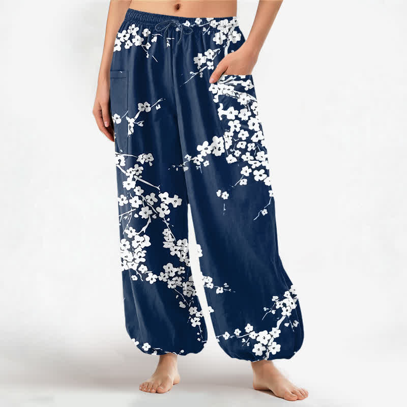 Buddha Stones Pantaloni harem da donna in cotone bianco con motivo a fiori di pruno, vita elasticizzata e tasche laterali. - Marina - US16, UK/AU20, EU48 (3XL) - image 0