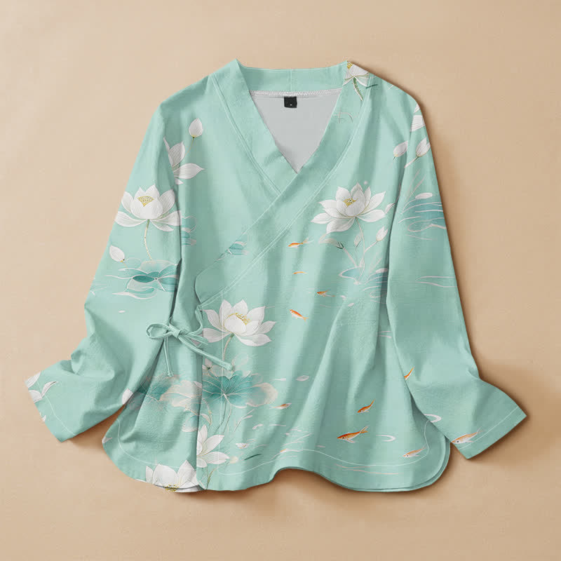 Buddha Stones Camicia da donna a maniche lunghe, stile Hanfu, con scollo a V e allacciatura, in cotone, con stampa di loto e carpe koi. - Turchese pallido - US16, UK/AU20, EU48 (3XL) - image 0
