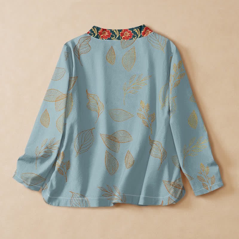 Kimono da donna a maniche lunghe con scollo a V e allacciatura, in cotone con stampa di foglie dorate e fiori rossi e motivo Buddha Stones. - image 8