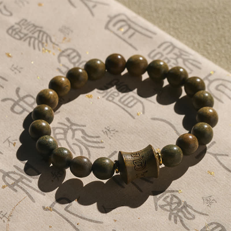 Buddha Stones Bracciale da meditazione con perline rotonde in legno di sandalo verde - image 1