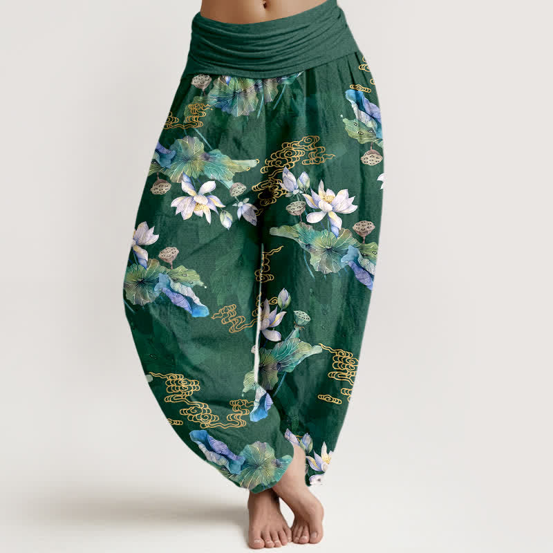 Buddha Stones Pantaloni harem da donna in cotone bianco con motivo a foglie di loto e elastico in vita. - Verde studentesco - US16, UK/AU20, EU48 (3XL) - image 0
