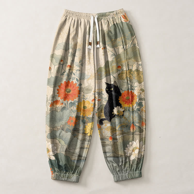 Buddha Stones Pantaloni harem da uomo in puro cotone, stile vintage, con motivo floreale, loto e gatto, con coulisse e tasche. - image 1