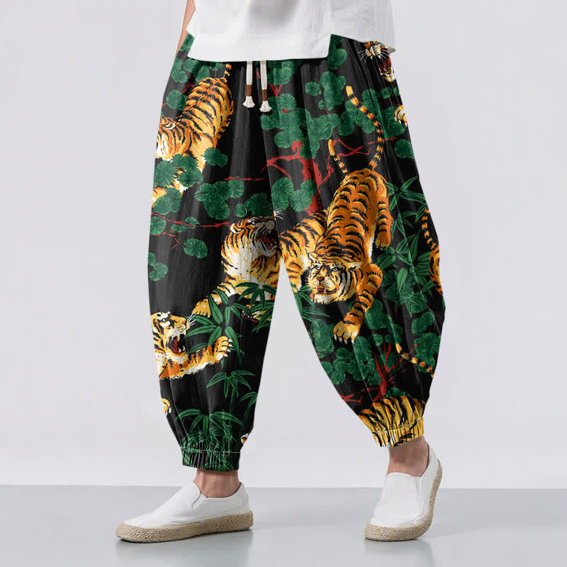 Buddha Stones Pantaloni harem da uomo in puro cotone con coulisse e tasche, fantasia a foglie tropicali e tigre. - Nero - US/UK/AU50, EU60 (5XL) - image 0