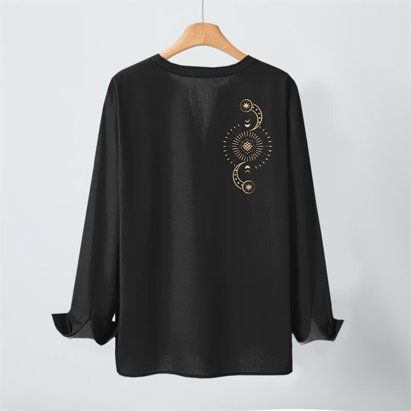 Buddha Stones Camicia da uomo a maniche lunghe con scollo a V e bottoni, in cotone, con motivo celeste sole e luna. - image 3