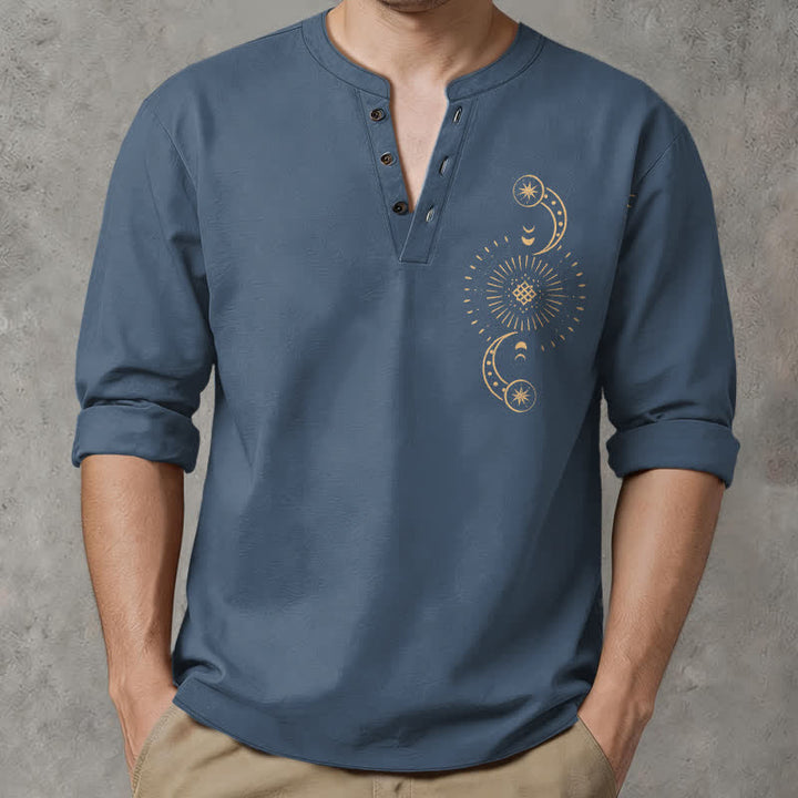 Buddha Stones Camicia da uomo a maniche lunghe con scollo a V e bottoni, in cotone, con motivo celeste sole e luna. - SteelBlue - US/UK/AU48, EU58 (4XL) - image 7