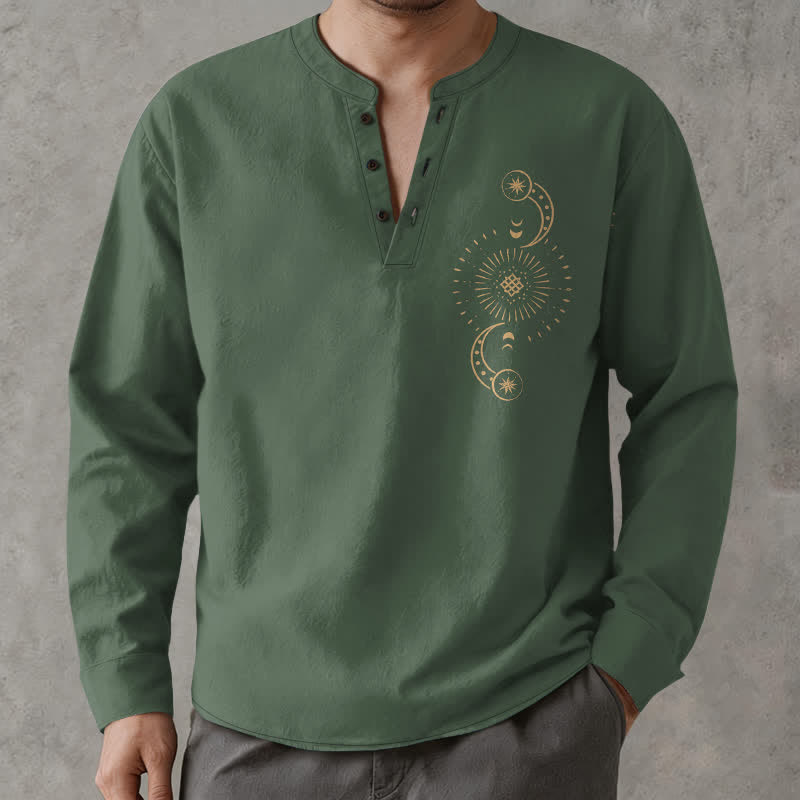 Buddha Stones Camicia da uomo a maniche lunghe con scollo a V e bottoni, in cotone, con motivo celeste sole e luna. - image 15