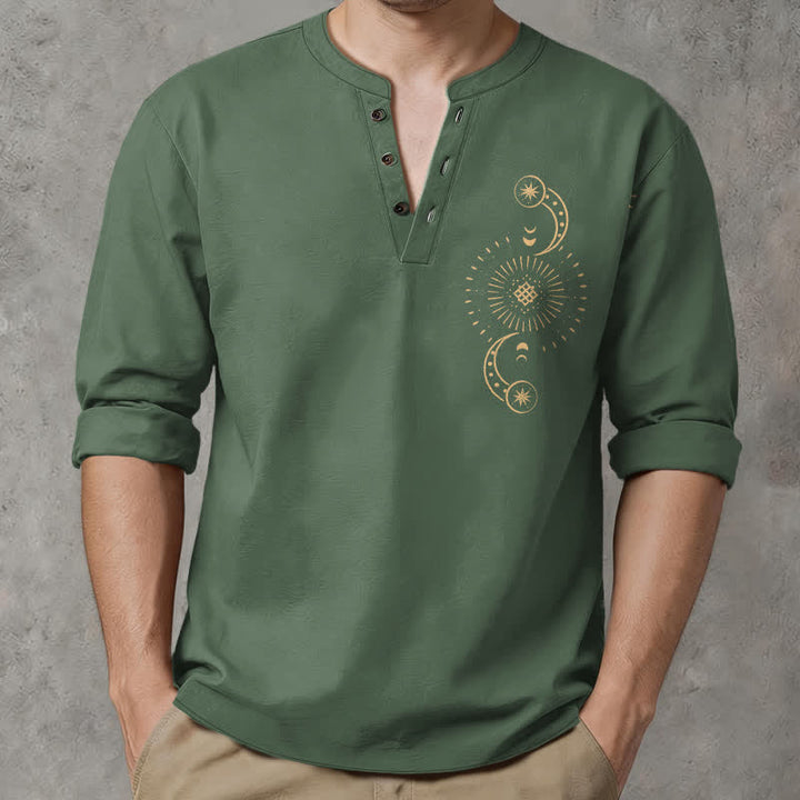 Buddha Stones Camicia da uomo a maniche lunghe con scollo a V e bottoni, in cotone, con motivo celeste sole e luna. - Verde mare medio - US/UK/AU48, EU58 (4XL) - image 14