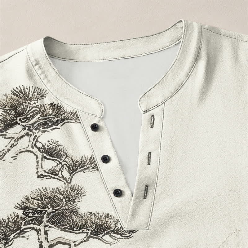 Buddha Stones Camicia da uomo a maniche lunghe con scollo a V e bottoni, stampa paesaggio con pini e montagne, in cotone. - image 4