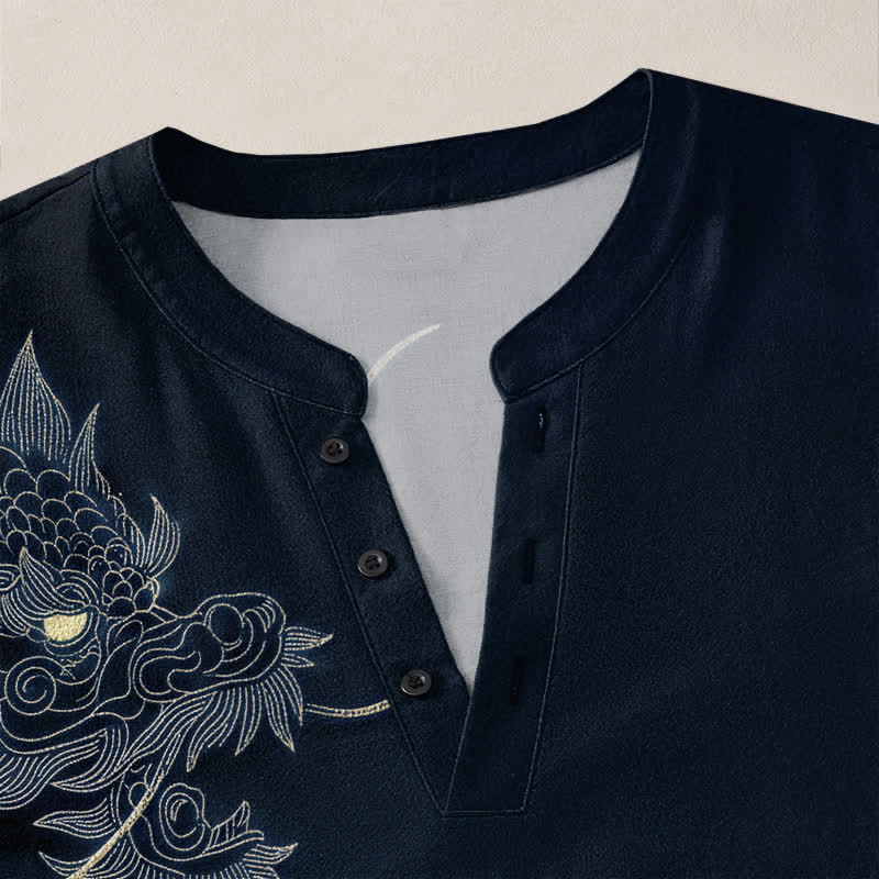 Buddha Stones Camicia da uomo a maniche lunghe con scollo a V e bottoni, in cotone, con motivo vintage a drago. - image 18