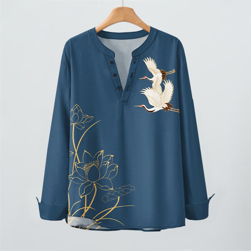 Buddha Stones Camicia da uomo a maniche lunghe con scollo a V e bottoni, in cotone con motivo a loto e gru. - image 2