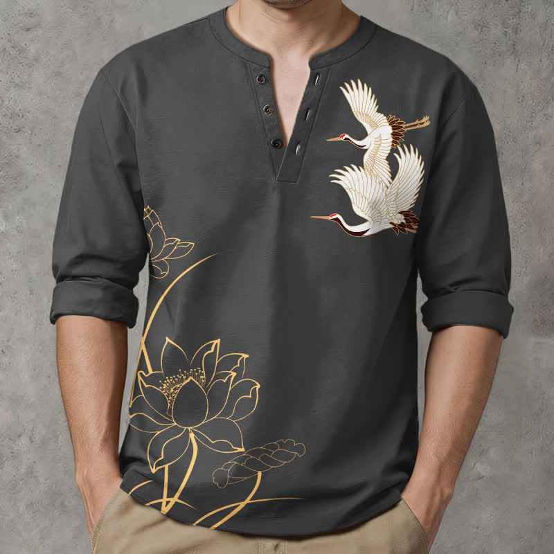 Buddha Stones Camicia da uomo a maniche lunghe con scollo a V e bottoni, in cotone con motivo a loto e gru. - image 8