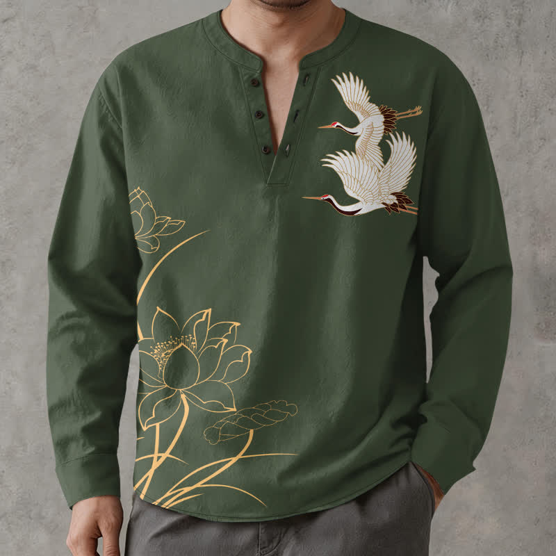 Buddha Stones Camicia da uomo a maniche lunghe con scollo a V e bottoni, in cotone con motivo a loto e gru. - Verde oliva scuro - US/UK/AU48, EU58 (4XL) - image 14