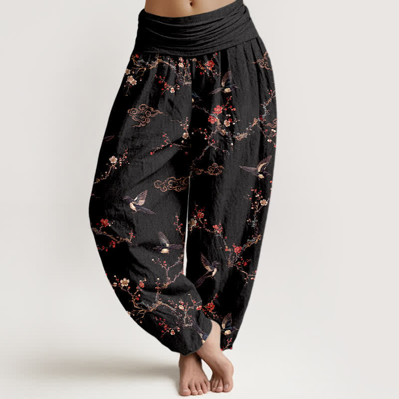 Buddha Stones Pantaloni harem da donna in cotone con motivo a rondine e fiori di prugno, con elastico in vita. - Nero - US16, UK/AU20, EU48 (3XL) - image 0