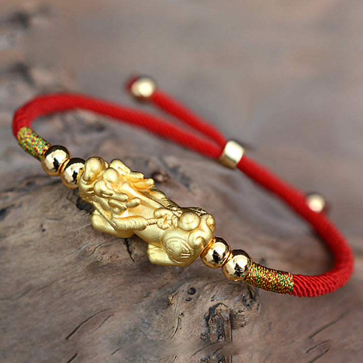 Braccialetto Buddha Stones PiXiu Luck Red String placcato oro 24K - image 1