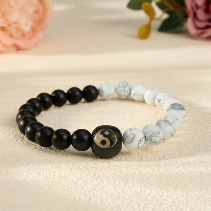 Buddha Stones Bracciale rotondo con perline in onice nera, turchese bianco e simbolo Yin Yang, equilibrio Yin Yang. - Onice nero e turchese bianco - 5,9–6,3 pollici (15–16 cm) - image 0