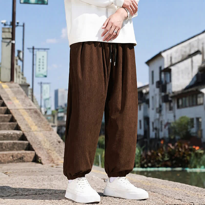 Buddha Stones Pantaloni corti da uomo in velluto a coste, casual, autunno/inverno, con coulisse, modello harem e tasca. - Marrone sella - US/UK/AU46, EU56 (5XL) - image 0