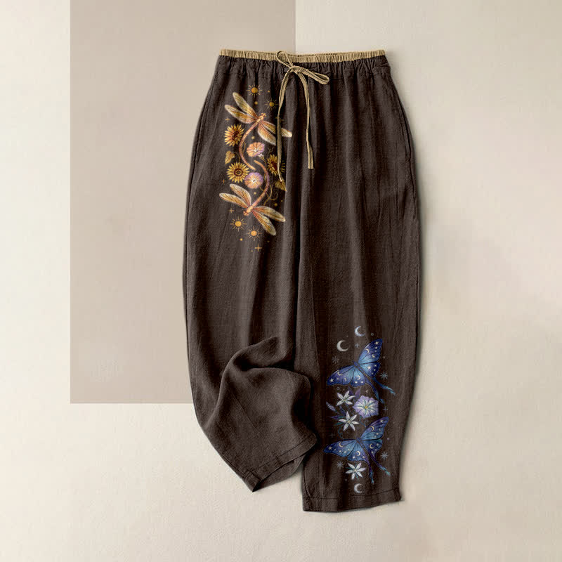Buddha Stones Pantaloni da donna in puro cotone con elastico in vita e tasche, decorati con ricamo a fiori e farfalle. - Marrone sella - US16, UK/AU20, EU48 (3XL) - image 0