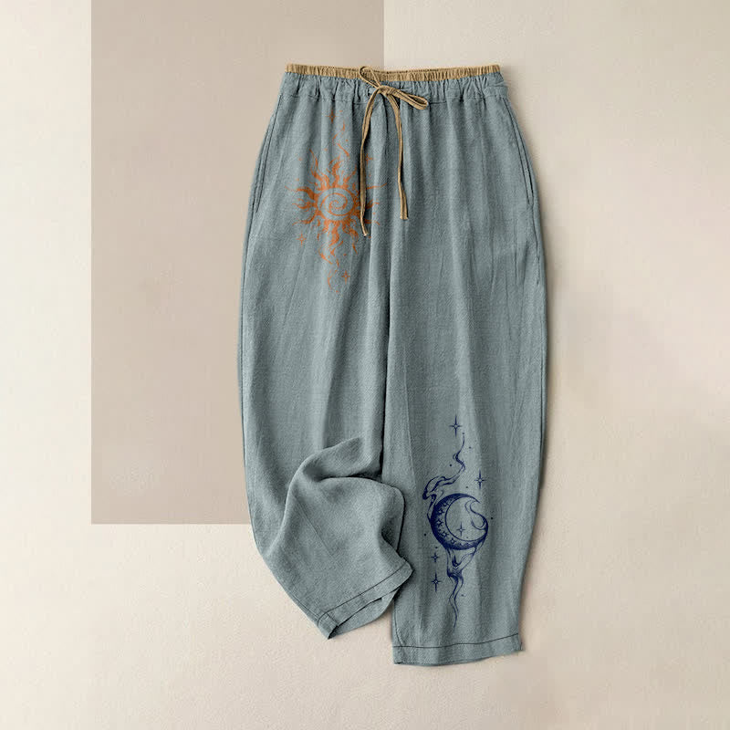 Buddha Stones Pantaloni da donna in puro cotone con elastico in vita e tasche, fantasia retrò sole, stelle e luna. - Azzurro chiaro - US16, UK/AU20, EU48 (3XL) - image 5