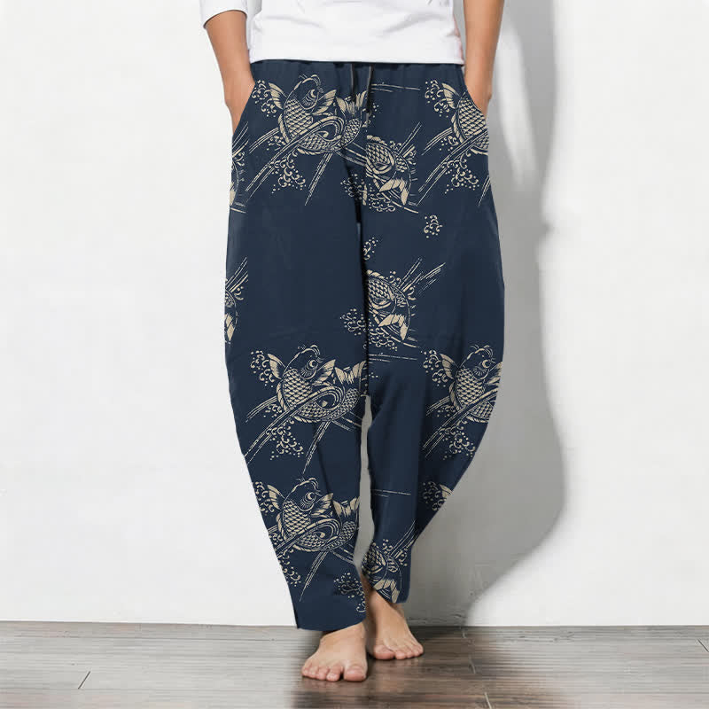 Buddha Stones Pantaloni da uomo affusolati in puro cotone con coulisse e tasche, fantasia bohémien con carpe koi. - Blu notte - US/UK/AU50, EU60 (5XL) - image 0