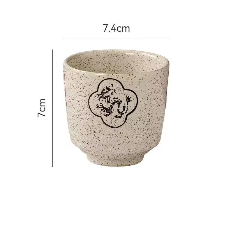 Buddha Stones Tazza da tè in ceramica rustica dipinta a mano con drago, loto, carpe koi, foglie di salice e portafortuna. - Drago - image 1
