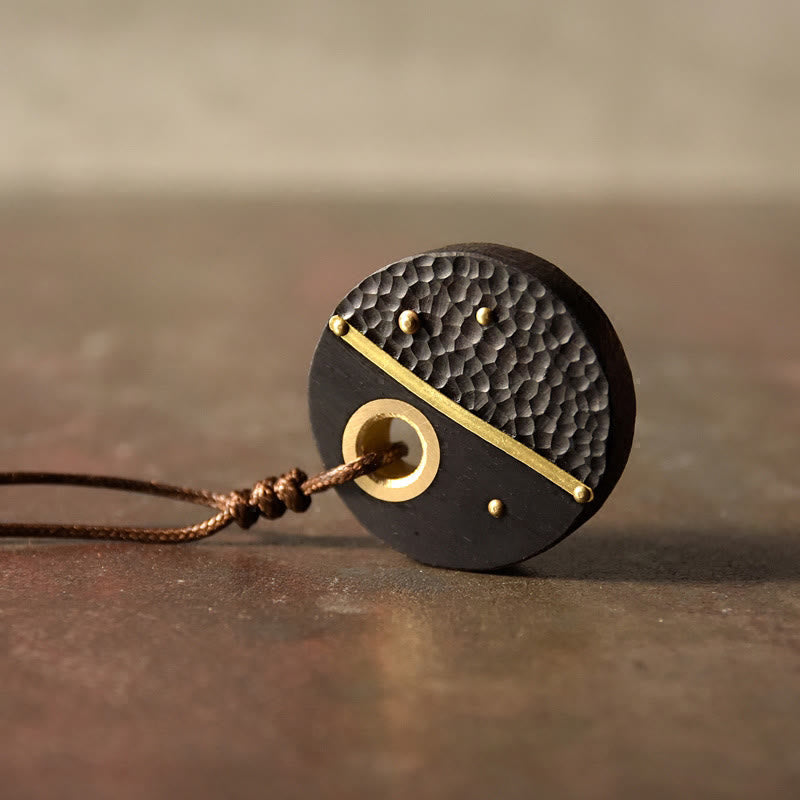 Collana con ciondolo in ottone e rame con Buddha Stones, realizzata a mano, in legno di ebano e pietra della pace - image 2