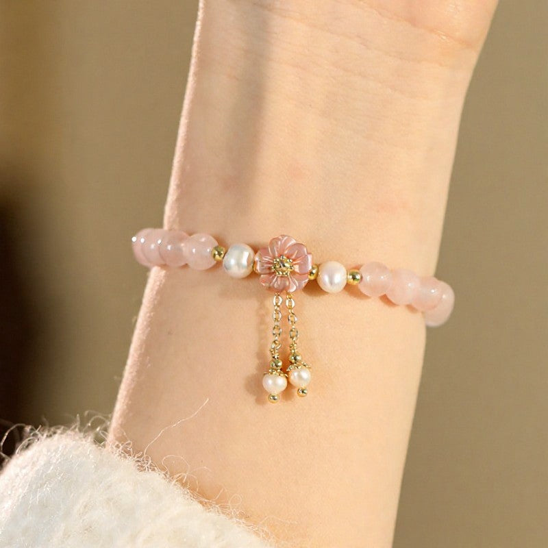Buddha Stones Braccialetto con ciondolo a forma di fiore e perla di quarzo rosa, amore - Fiore di quarzo rosa (circonferenza del polso: 14-15 cm) - image 0