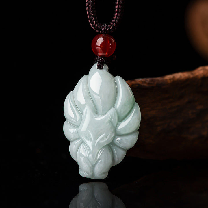Buddha Stones Collana con ciondolo a forma di volpe a nove code in giada naturale e prosperità