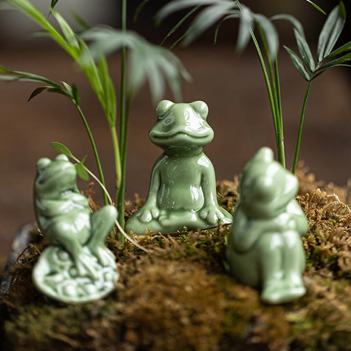 Buddha Stones Mini Piccolo Meditazione Loto Riposo Rana Ceramica Ricchezza Fortuna Casa Tè Animale Domestico Figurina Decorazione