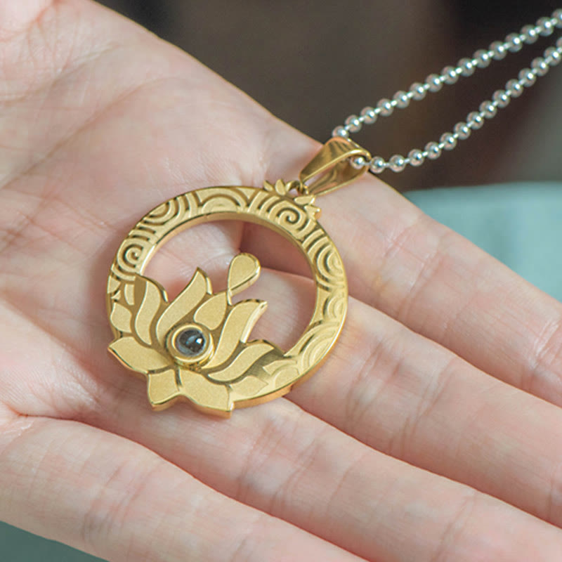 Collana con ciondolo in acciaio al titanio e pietre Buddha Stones , proiezione dell'illuminazione, Shurangama Mantra