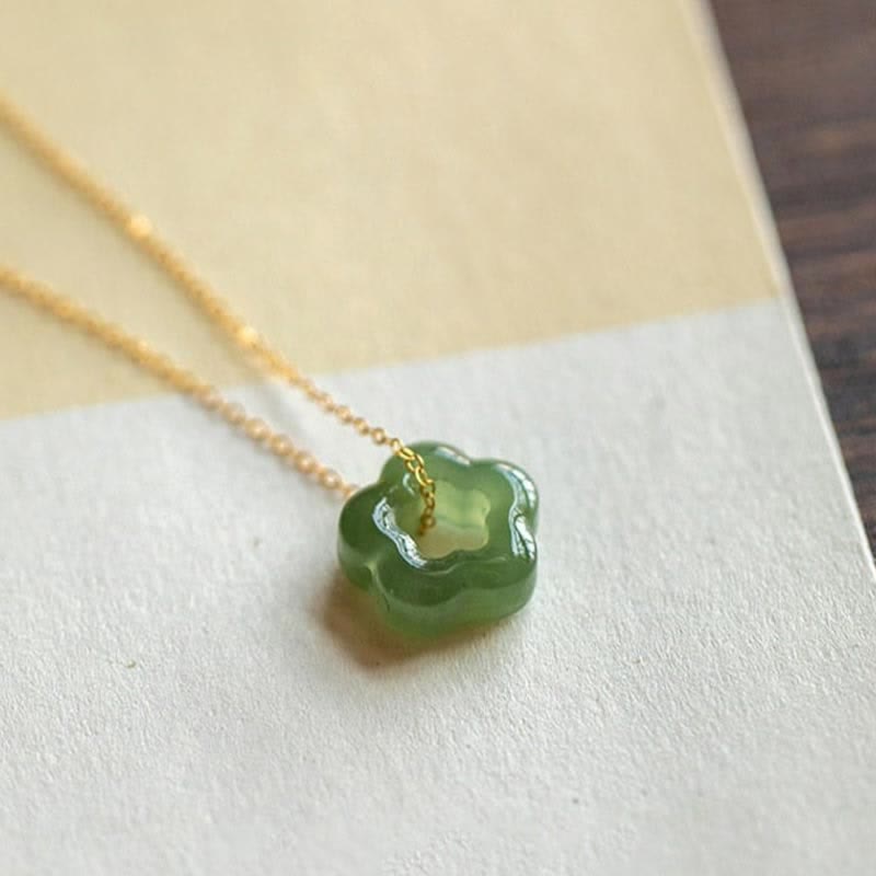 Collana con ciondolo con ciondolo floreale in giada ciano Buddha Stones , delicata giada Hetian