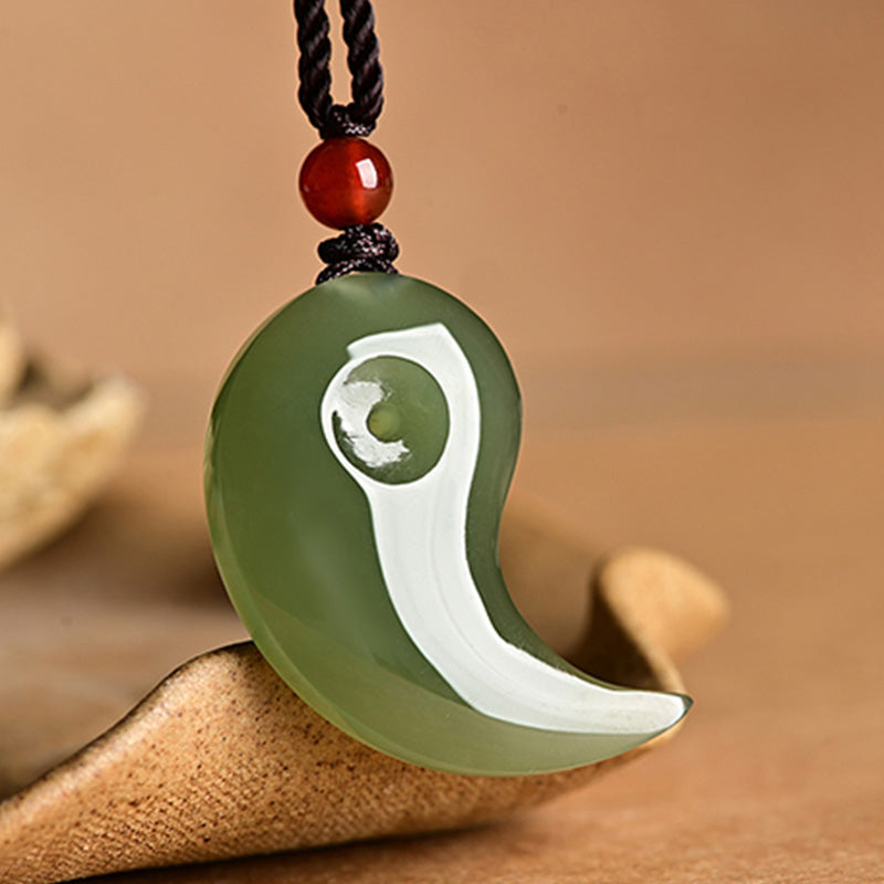 Collana con ciondolo a corda con benedizione di protezione in giada bianca e giada ciano Yin Yang - image 3
