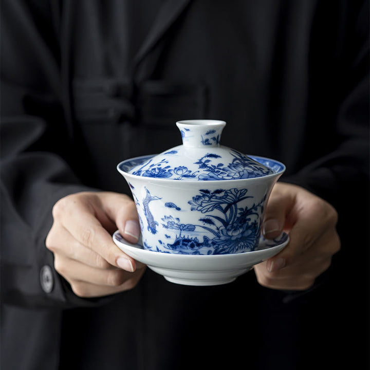 Buddha Stones Blu e Bianco Porcellana Loto Koi Pesce Danza del Leone Anguria Ceramica Gaiwan Sancai Tazza da Tè Kung Fu Tazza da Tè e Piattino con Coperchio 300ml