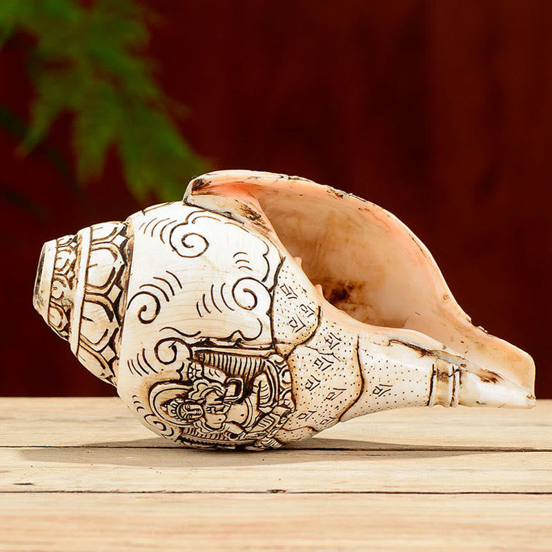 Decorazione di ricchezza di conchiglia di conchiglia di Avalokitesvara Buddha tibetano inciso a mano Shankha