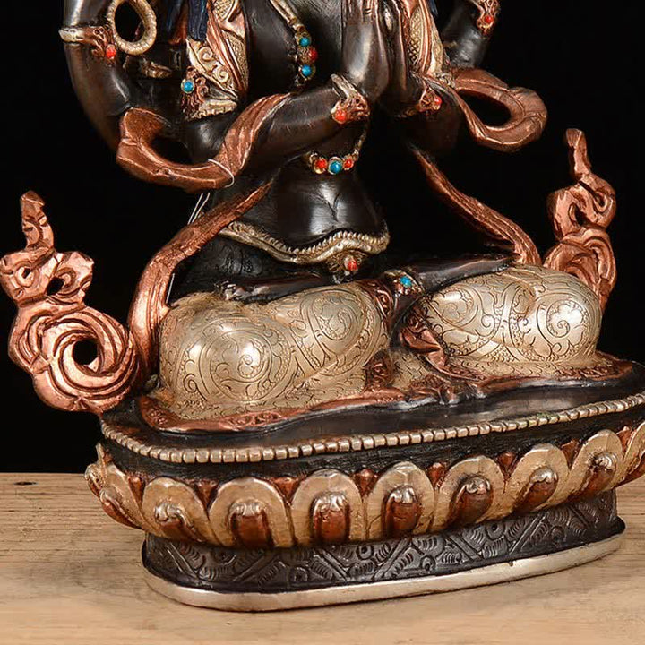 Statua di rame di protezione di Avalokitesvara a quattro braccia del Bodhisattva Chenrezig Decorazione