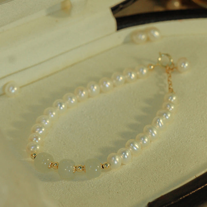 Braccialetto a catena con perle di sincerità in giada bianca e giada ciano di Hetian, placcato in oro 14K
