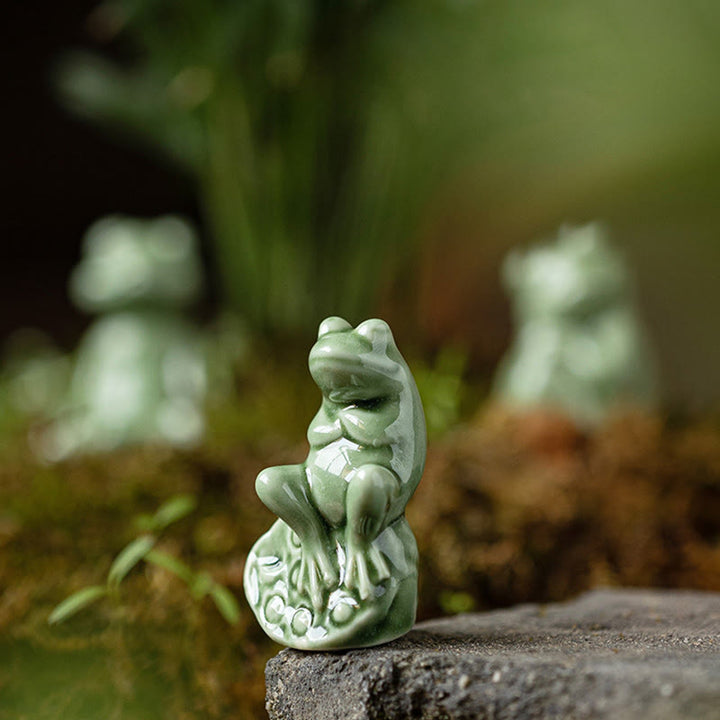 Buddha Stones Mini Piccolo Meditazione Loto Riposo Rana Ceramica Ricchezza Fortuna Casa Tè Animale Domestico Figurina Decorazione