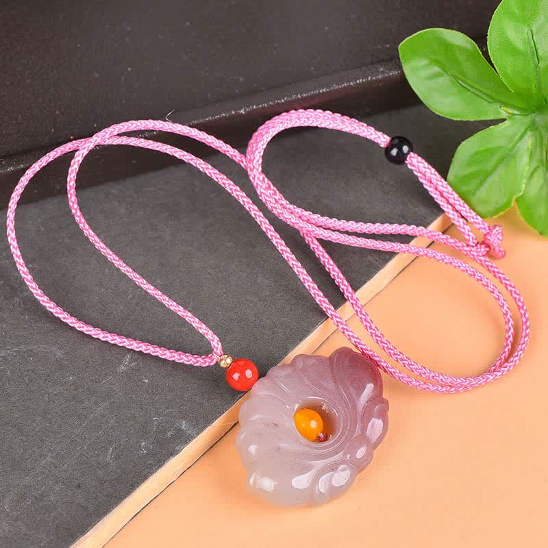 Collana con ciondolo di fiori di loto in giada di seta dorata rosa e ricchezza