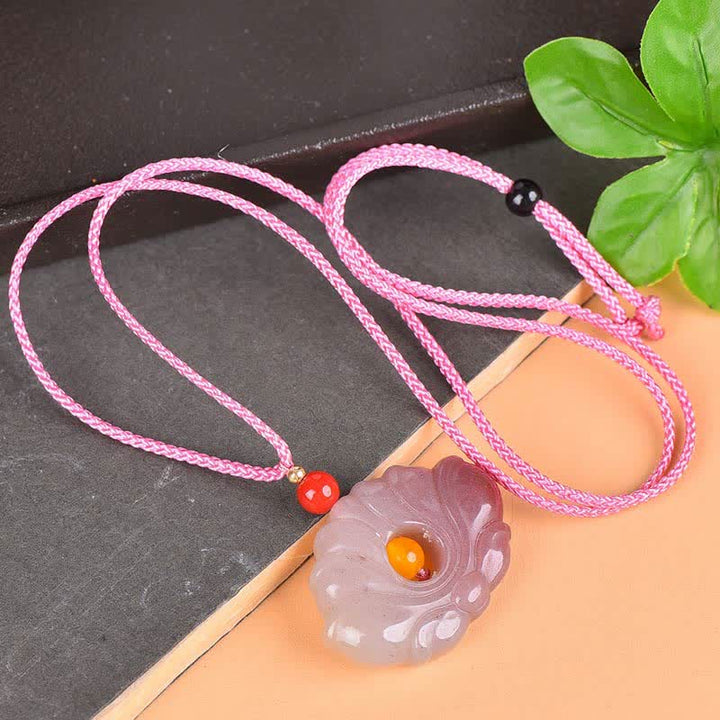 Collana con ciondolo di fiori di loto in giada di seta dorata rosa e ricchezza