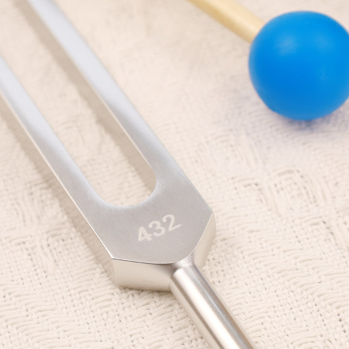 Diapason 432HZ in lega di alluminio con martello per la guarigione della mente e dello spirito
