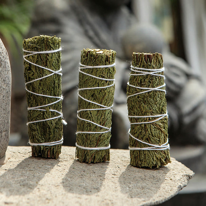 Buddha Stones Cedar Smudge Stick per la pulizia della casa Incenso Meditazione e rituali Bastoncini di cedro Bacchette di incenso