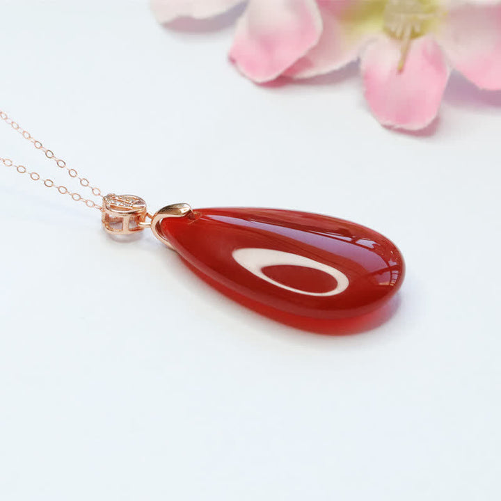Collana con ciondolo in argento sterling 925 con goccia d'acqua e agata rossa Confidence