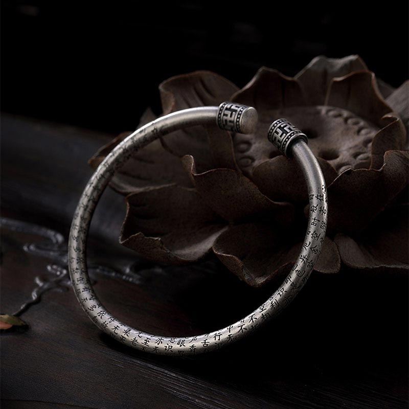 Braccialetto della fortuna in rame bianco Buddha Stones cuore tibetano Sutra