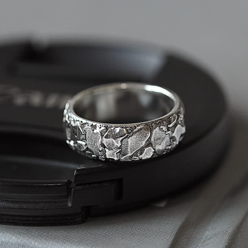 Anello in rame con motivo a roccia Buddha Stones e benedizione della fortuna