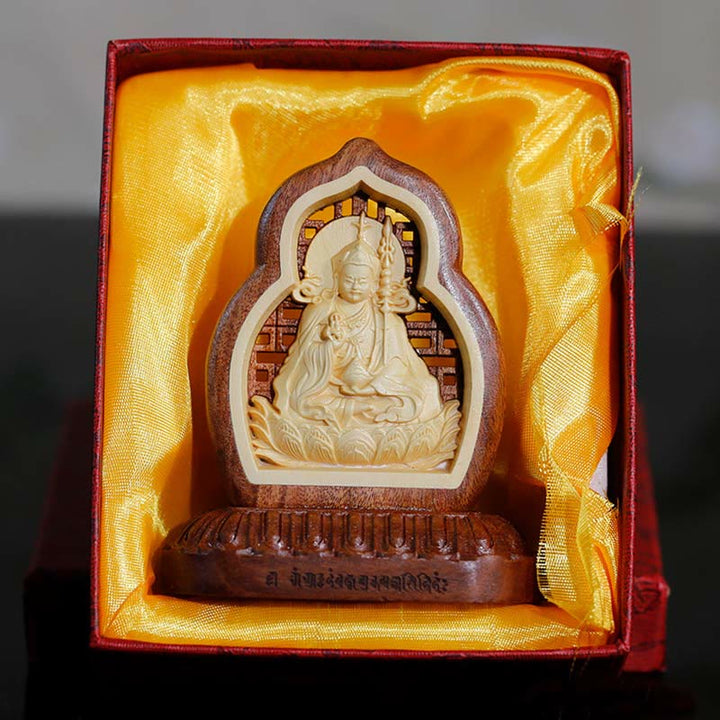 Buddha Stones Guru Rinpoche Buddha Padmasambhavan Serenity Statua incisa in legno - image 1