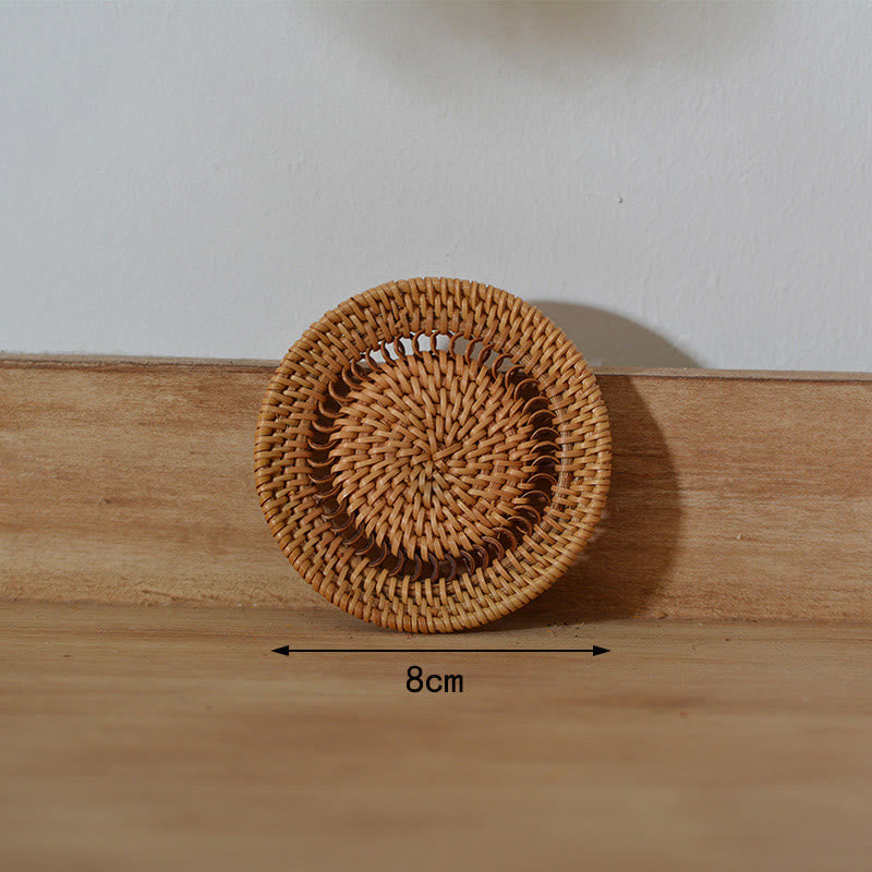Sottobicchiere per tazza da tè in rattan con motivo floreale in ceramica