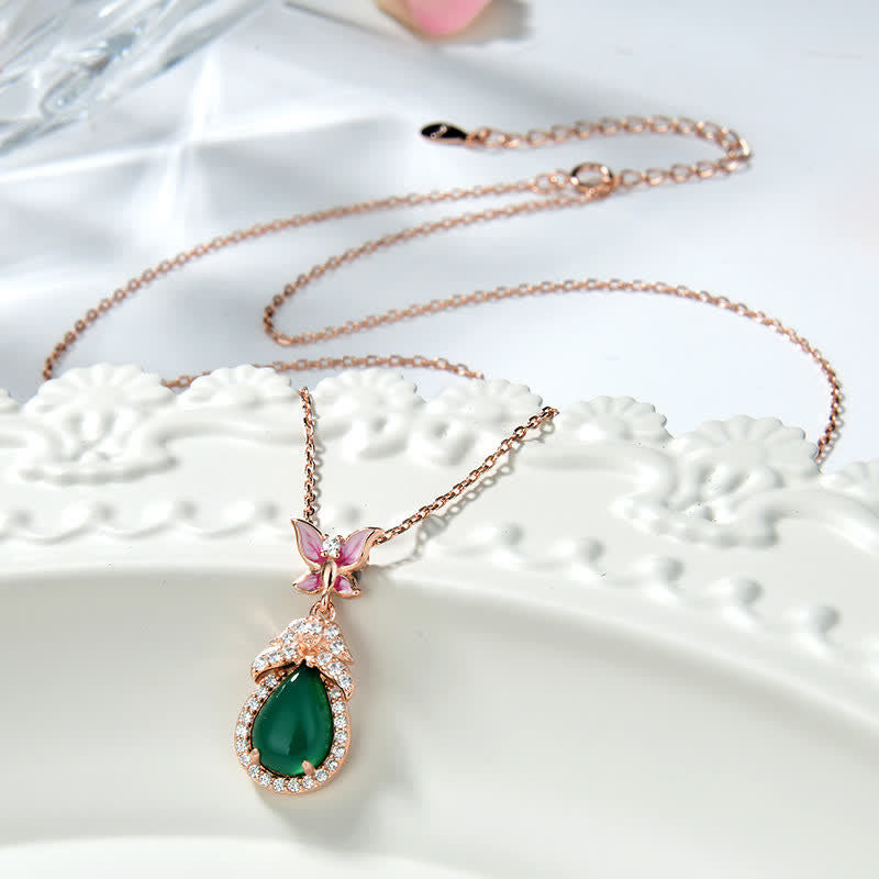 Collana con ciondolo in argento sterling 925, calcedonio verde, farfalla e zircone, coraggio