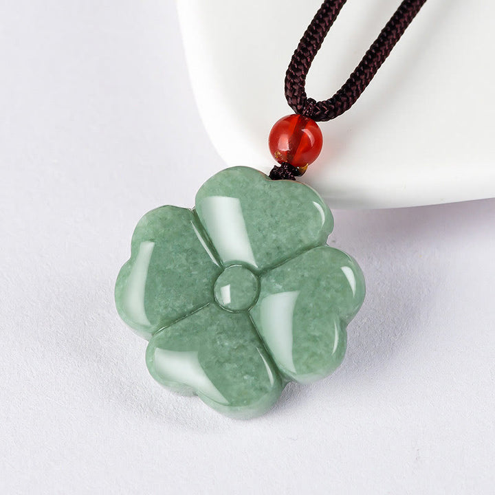 Collana con ciondolo di giada a forma di quadrifoglio fortunato naturale Buddha Stones prosperità