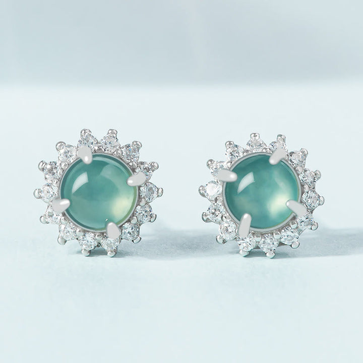 Orecchini a bottone Buddha Stones in argento sterling 925 con giada rotonda e fortuna